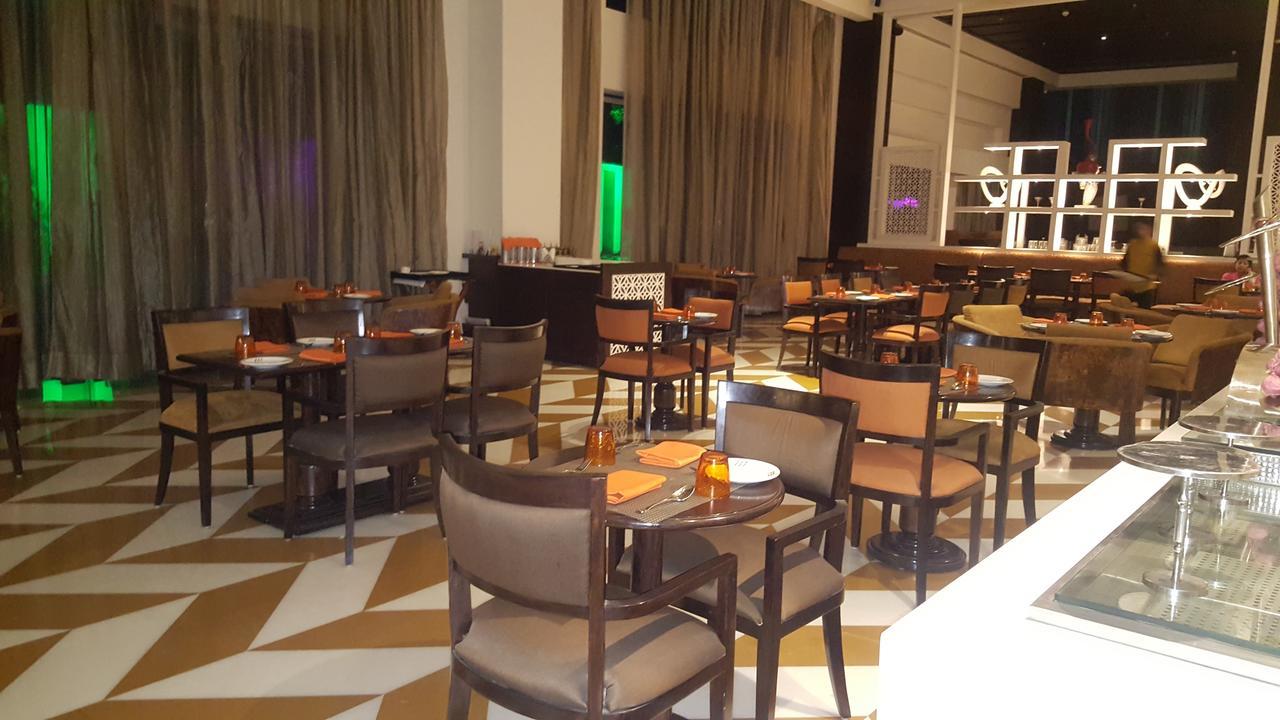 פארידבד Golden Galaxy Hotels & Resorts מראה חיצוני תמונה
